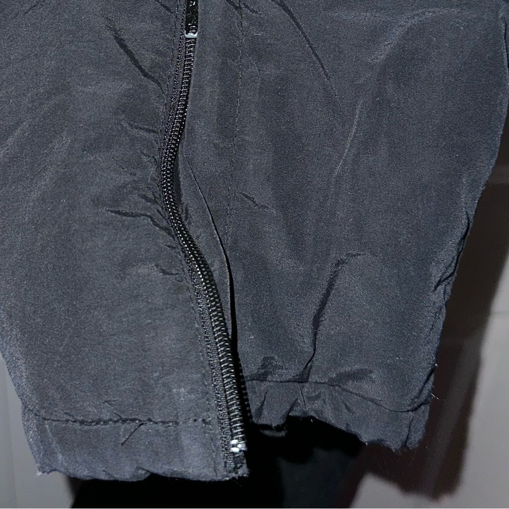 Unisex insulated snow gear! - Picture 6 of 6